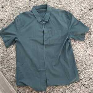 Men’s Lululemon Button Down Shirt